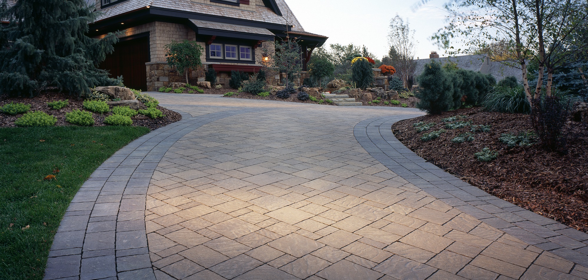 Driveway Black Diamond Paver Stones & Landscape Black Diamond Paver