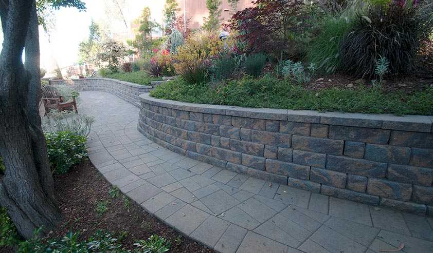 Paver Wall retaining wall paver steps paver stone walkway