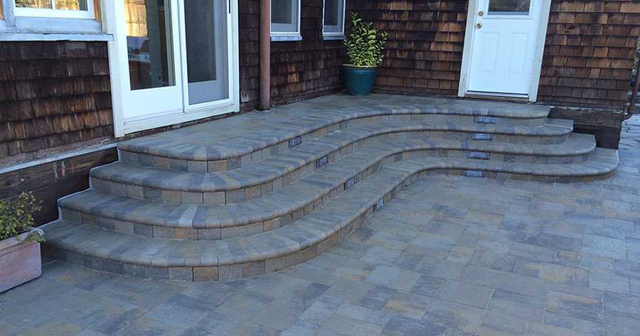 entryway steps pavers paver stones walkway